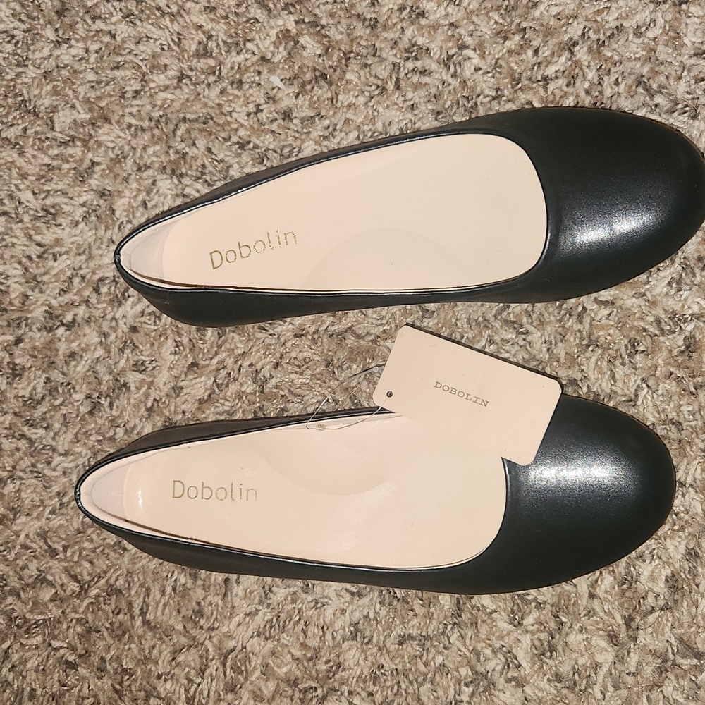 Dobolin Ballerina Flats. Size 8